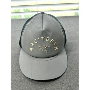 🧢 Arc'teryx Gray Trucker Hat – Adventure, But Make It Chic 🏔️✨